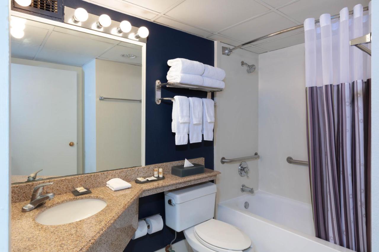Hotel La Quinta By Wyndham Secaucus Meadowlands Zewnętrze zdjęcie